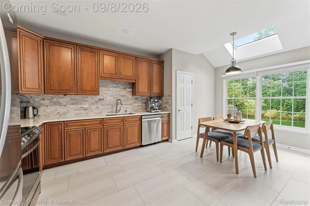 49970 Blackberry Trail Novi City, MI 48374