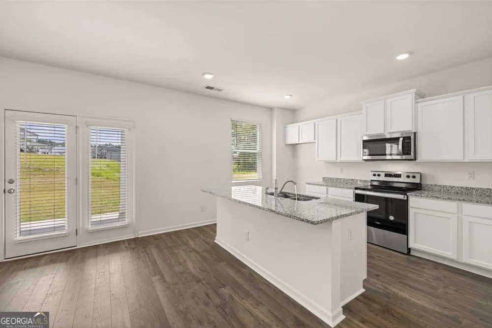 8565 Secretariat DR Lithonia, GA 30058
