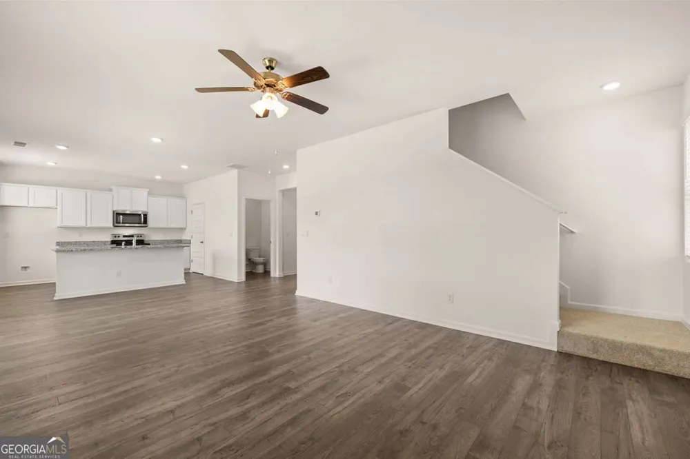 8565 Secretariat DR Lithonia, GA 30058