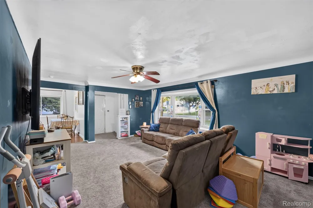 292 Alfred Street Montrose City, MI 48457