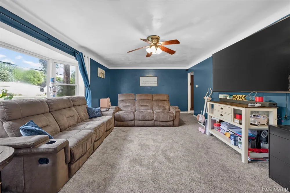 292 Alfred Street Montrose City, MI 48457