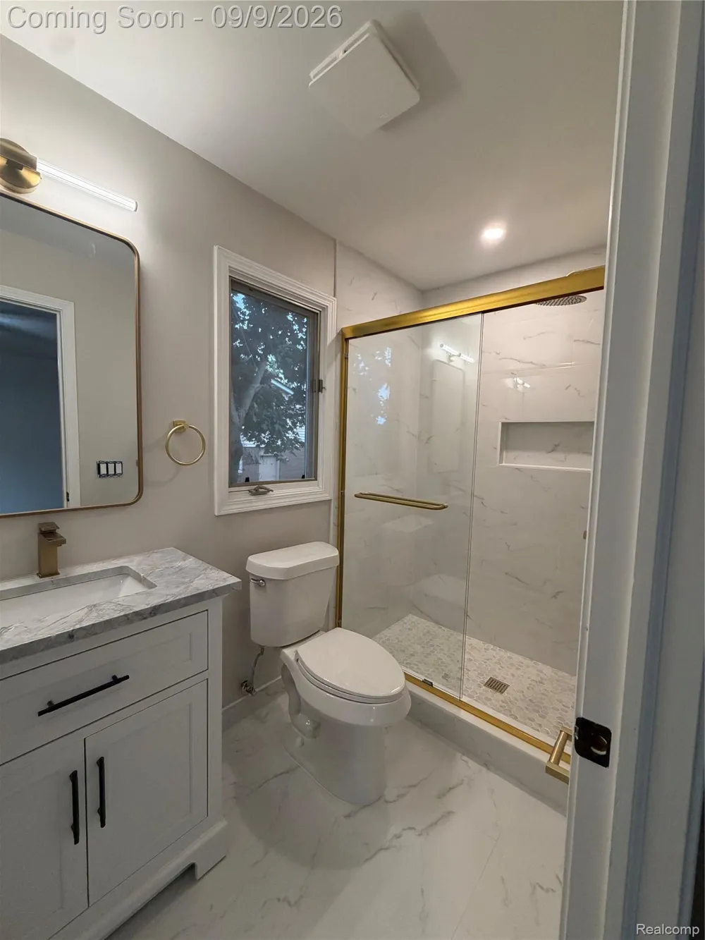 2085 Elkhorn Drive Rochester Hills City, MI 48307