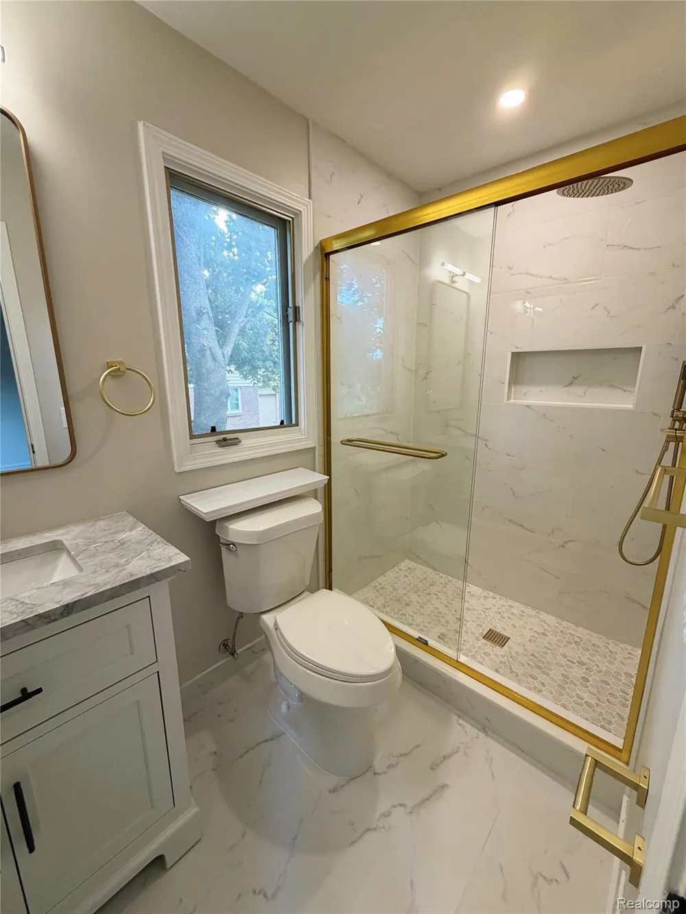 2085 Elkhorn Drive Rochester Hills City, MI 48307