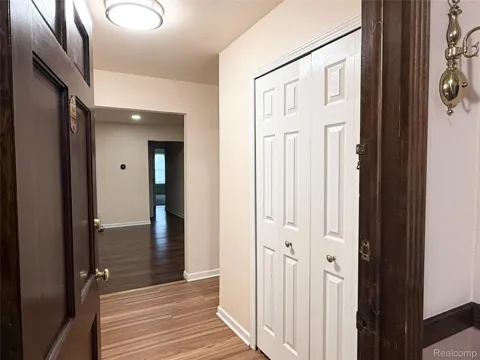 27633 E Echo Valley