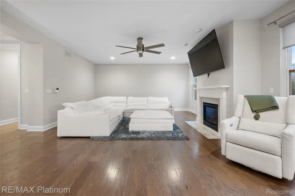 47861 Fieldstone Drive Northville Township, MI 48168