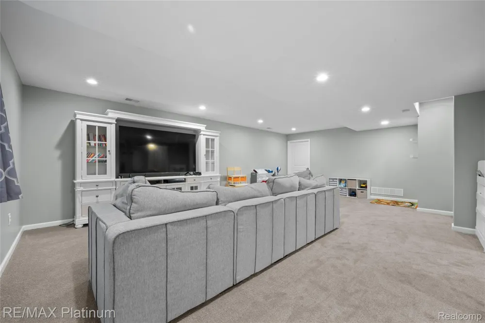 47861 Fieldstone Drive Northville Township, MI 48168