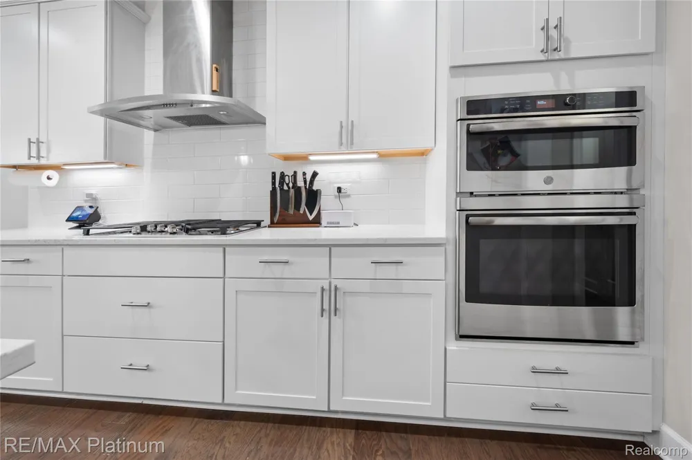 47861 Fieldstone Drive Northville Township, MI 48168