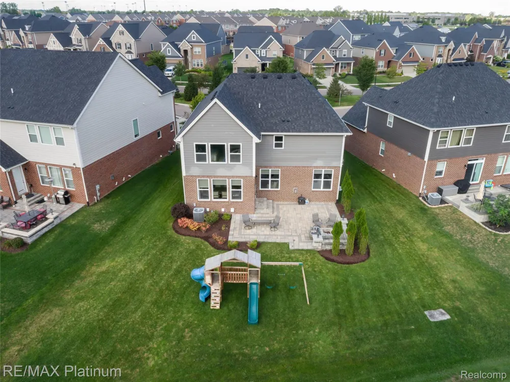 47861 Fieldstone Drive Northville Township, MI 48168