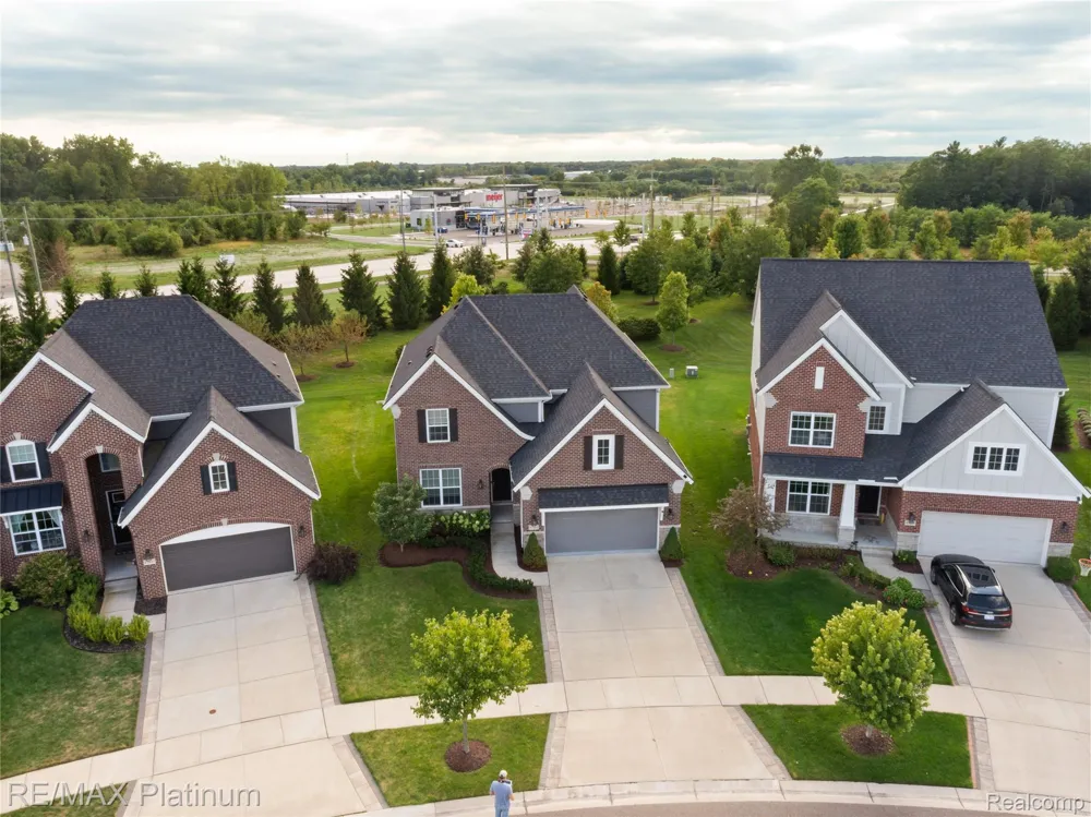 47861 Fieldstone Drive Northville Township, MI 48168