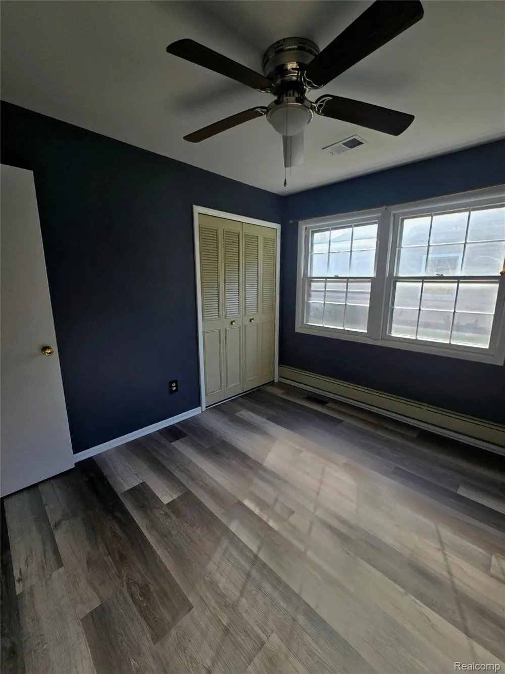 2951 Hill Drive Troy City, MI 48085