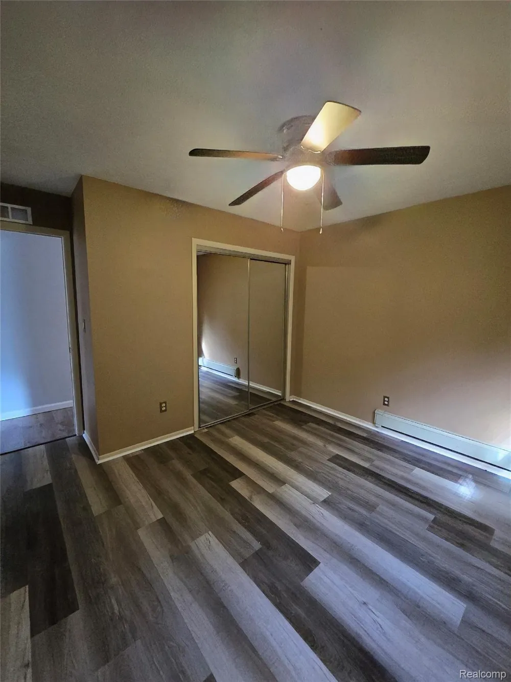 2951 Hill Drive Troy City, MI 48085