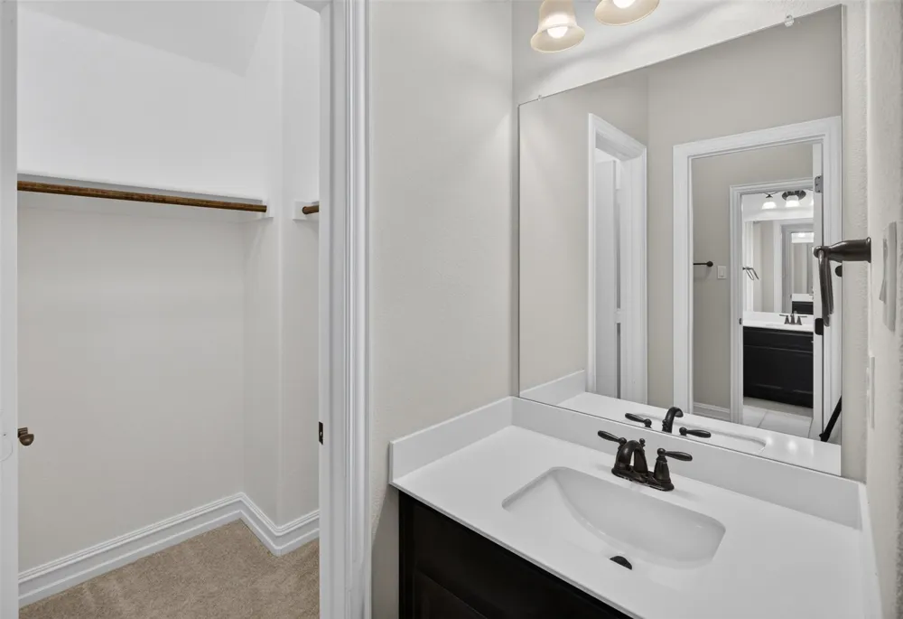 8125 Charford Drive Fort Worth, TX 76131