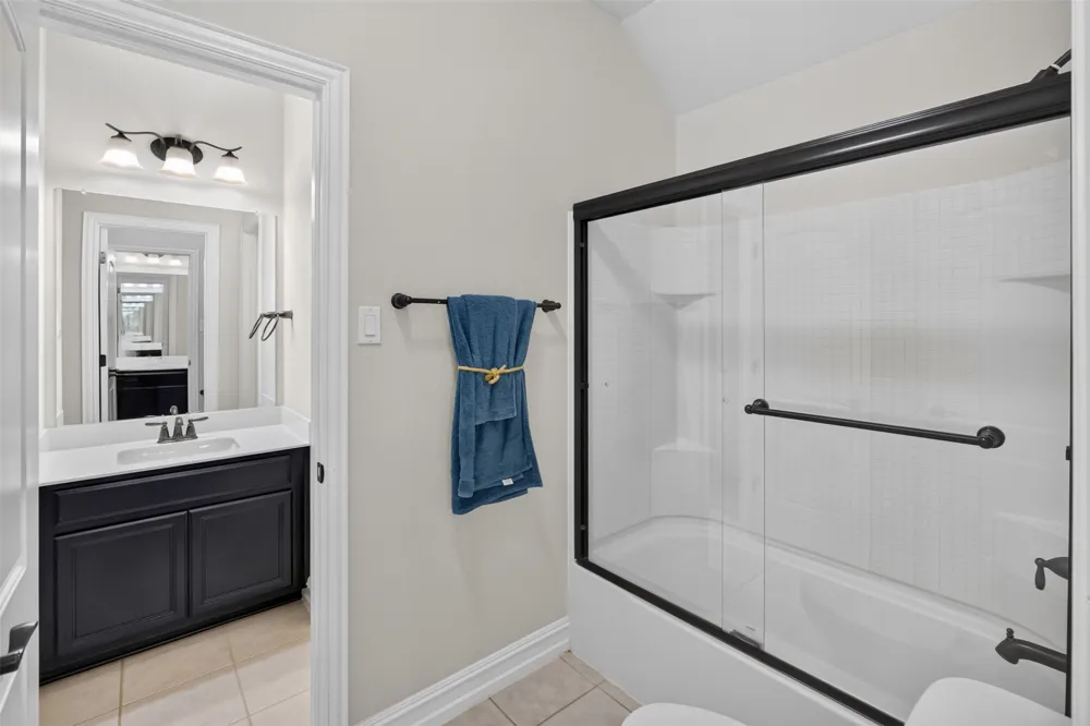 8125 Charford Drive Fort Worth, TX 76131