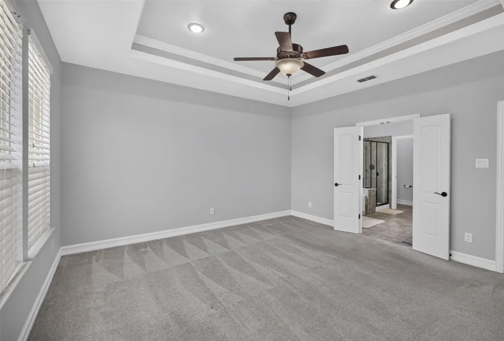 8125 Charford Drive Fort Worth, TX 76131