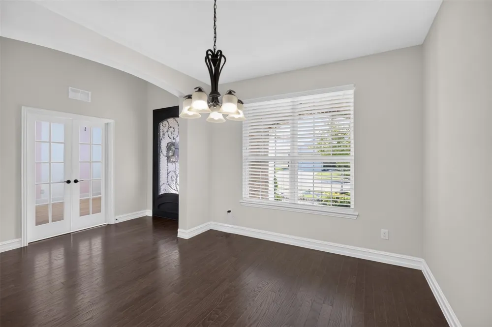 8125 Charford Drive Fort Worth, TX 76131