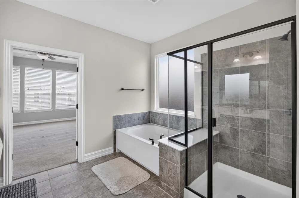 8125 Charford Drive Fort Worth, TX 76131