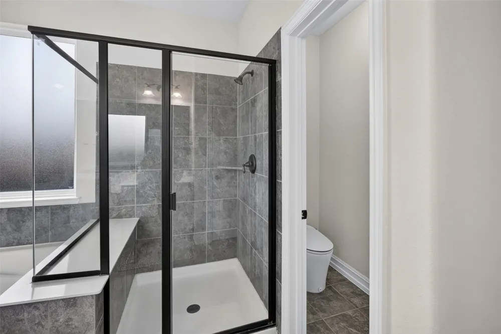 8125 Charford Drive Fort Worth, TX 76131