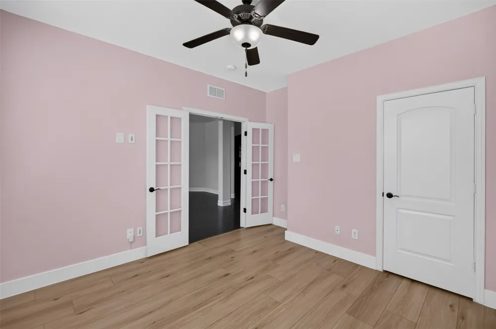 8125 Charford Drive Fort Worth, TX 76131