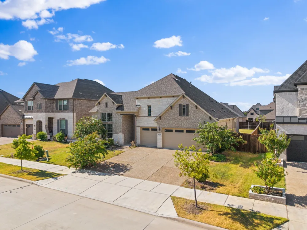 1433 Devotion Row Wylie, TX 75098