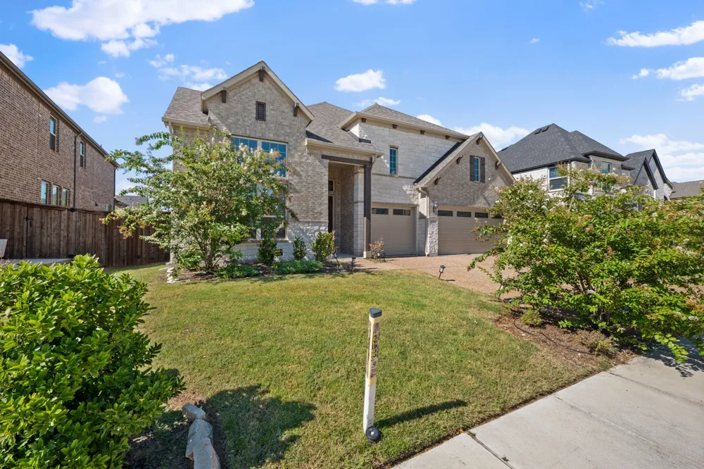 1433 Devotion Row Wylie, TX 75098