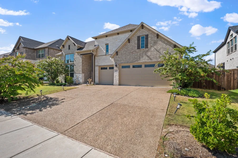1433 Devotion Row Wylie, TX 75098