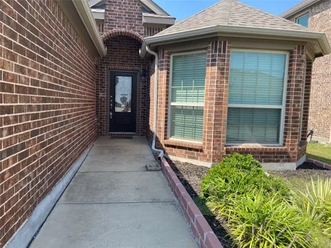 801 Dickens Drive