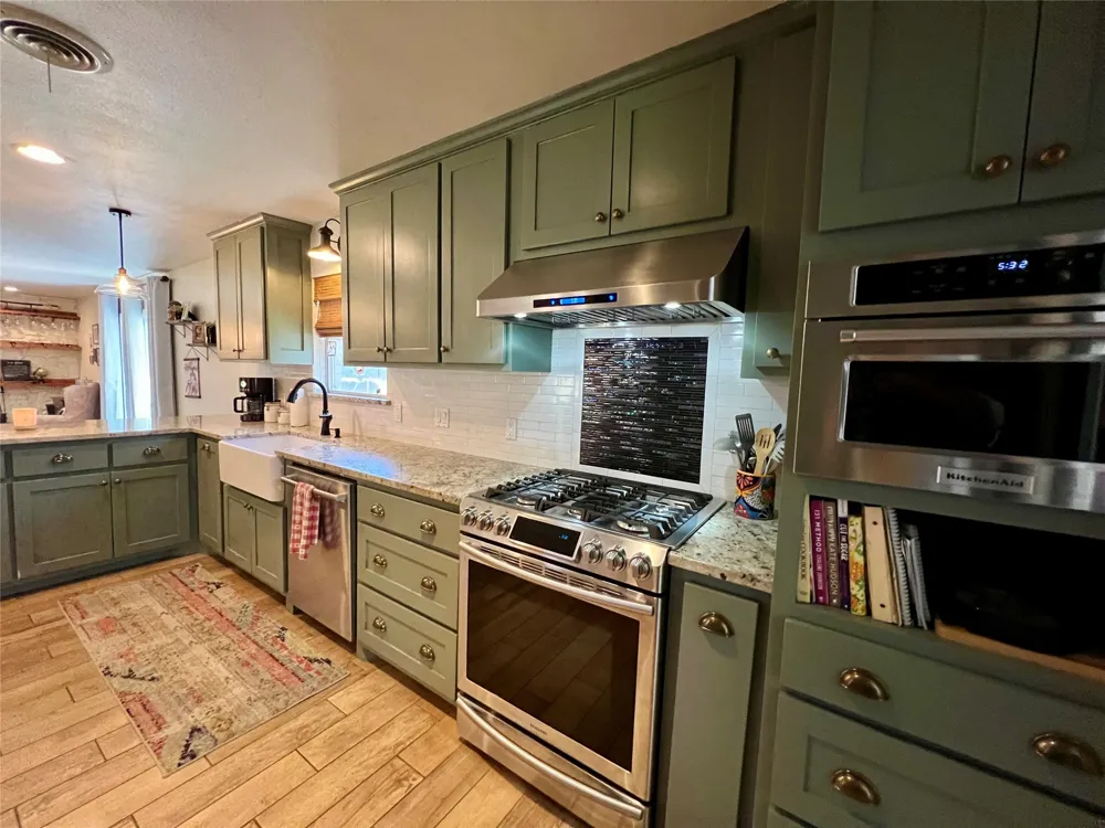 1811 W Overhill Drive Stephenville, TX 76401