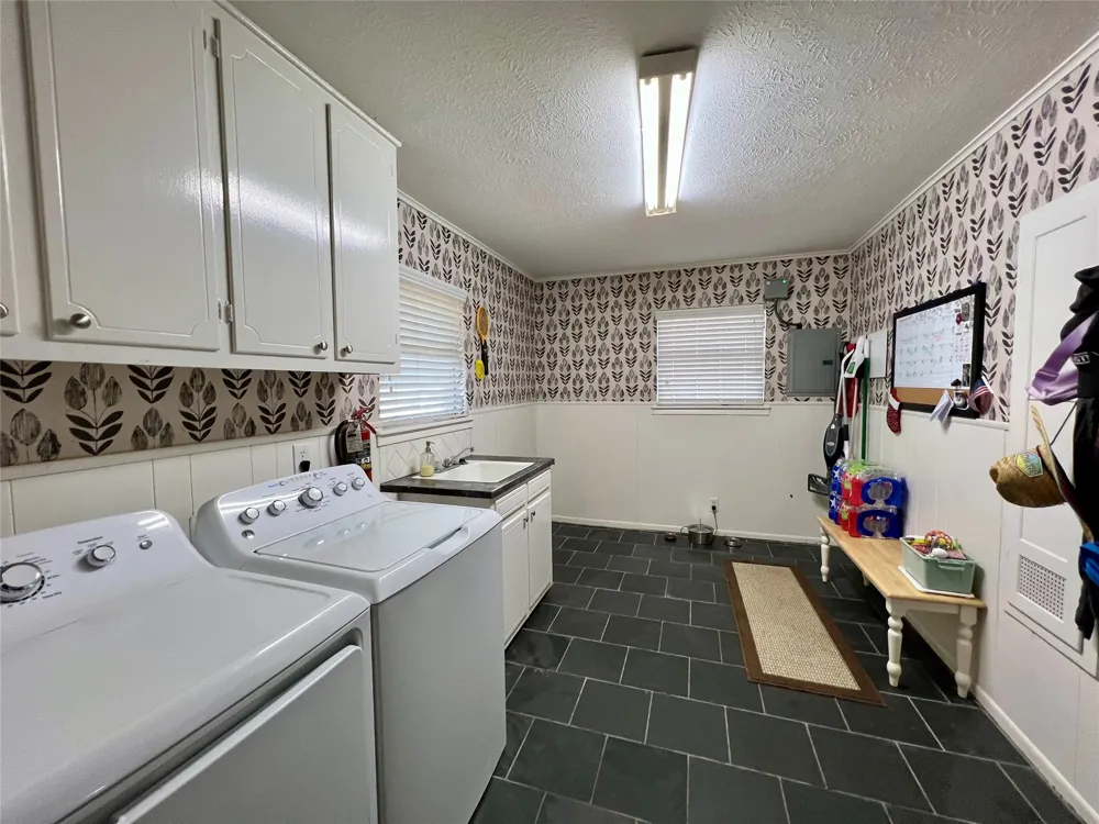 1811 W Overhill Drive Stephenville, TX 76401