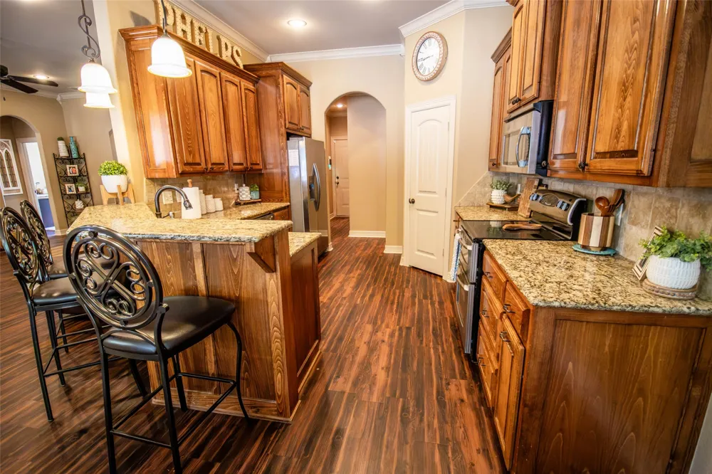 135 Pond Drive Marshall, TX 75672
