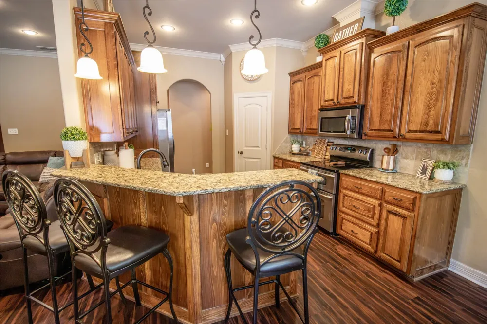 135 Pond Drive Marshall, TX 75672