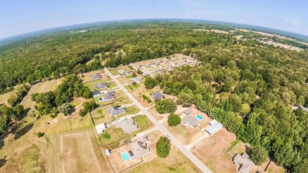 135 Pond Drive Marshall, TX 75672