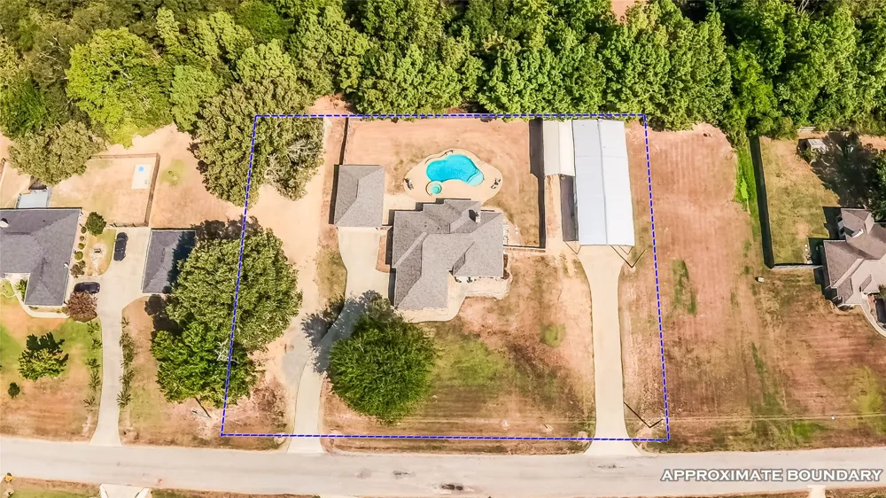 135 Pond Drive Marshall, TX 75672