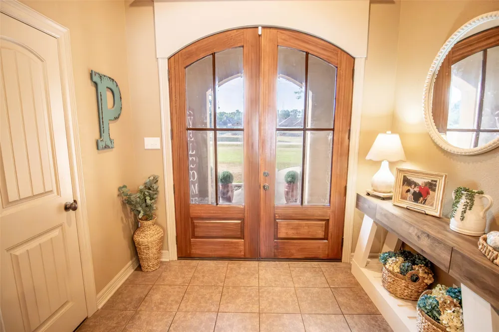 135 Pond Drive Marshall, TX 75672