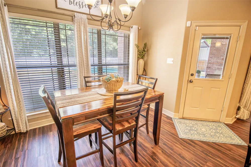 135 Pond Drive Marshall, TX 75672