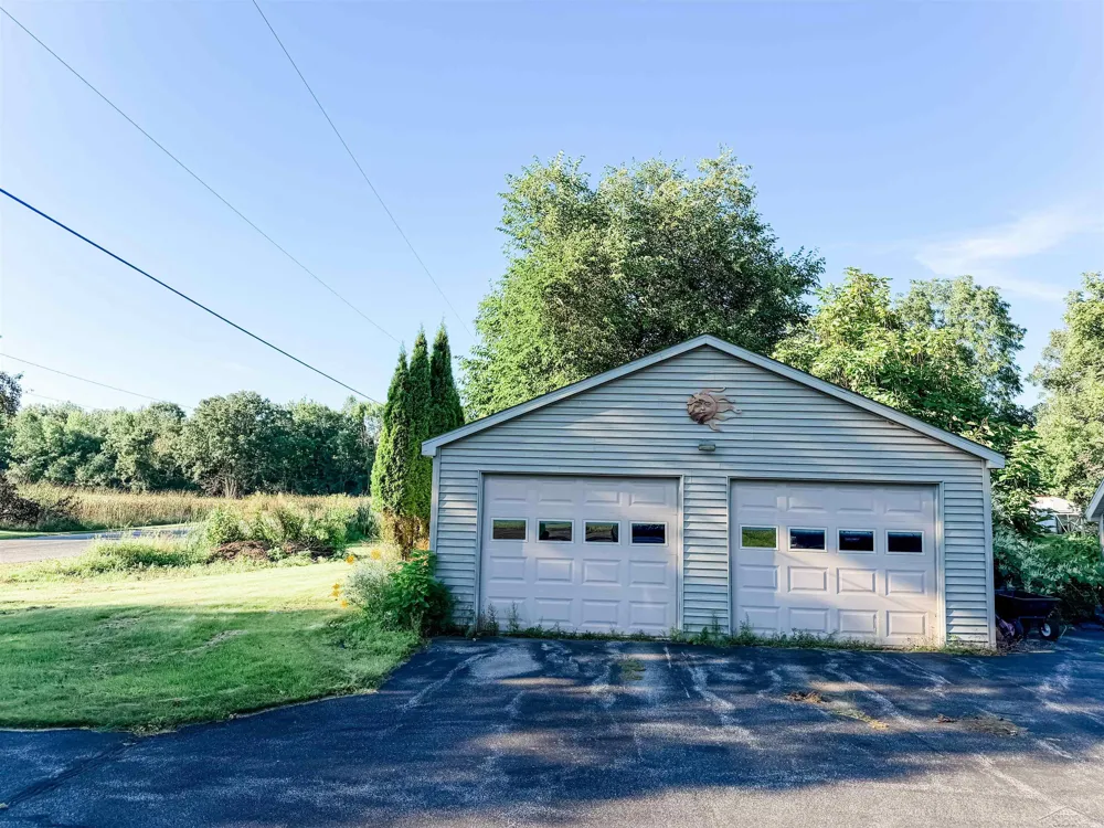 506 Elevator Road Fraser Township, MI 48634