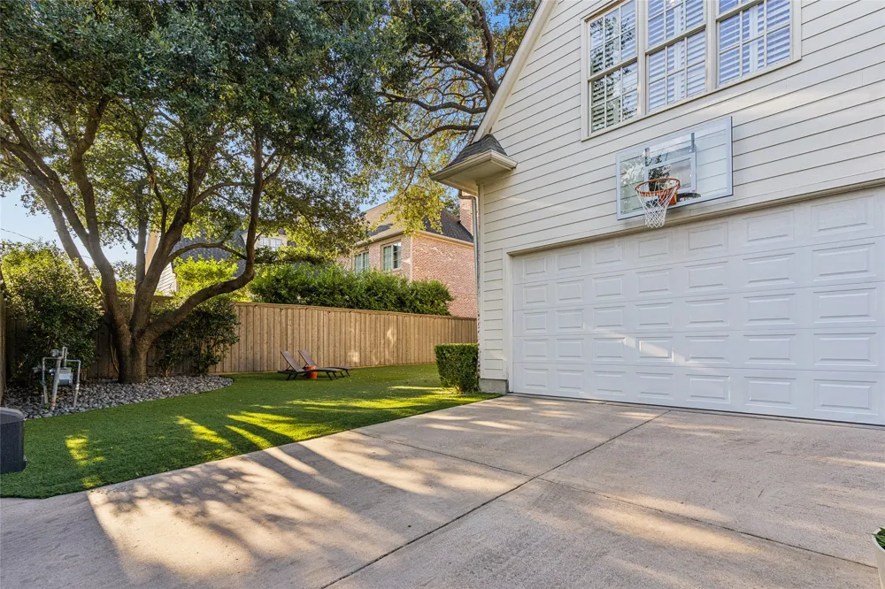 4041 Bryn Mawr Drive University Park, TX 75225