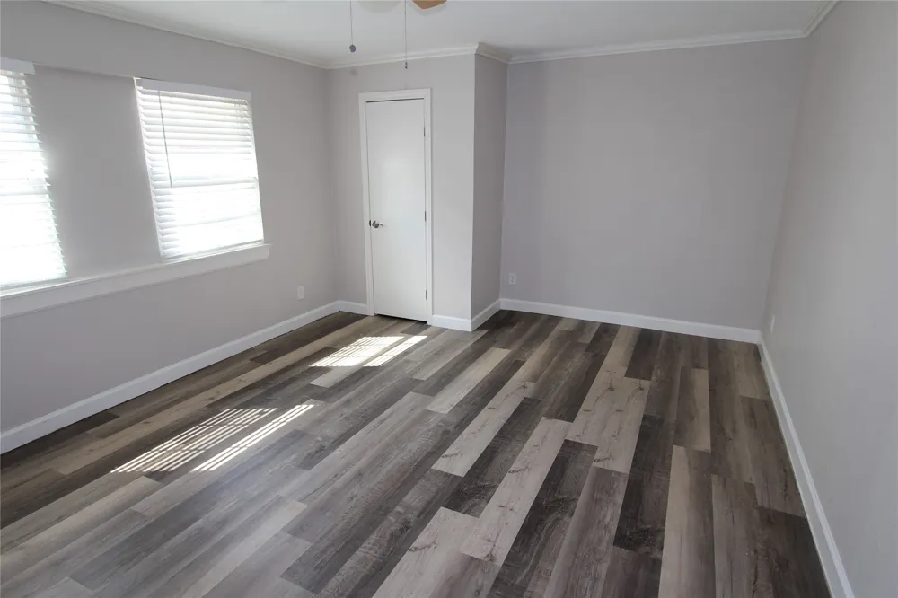 1103 Bryant Street Benbrook, TX 76126