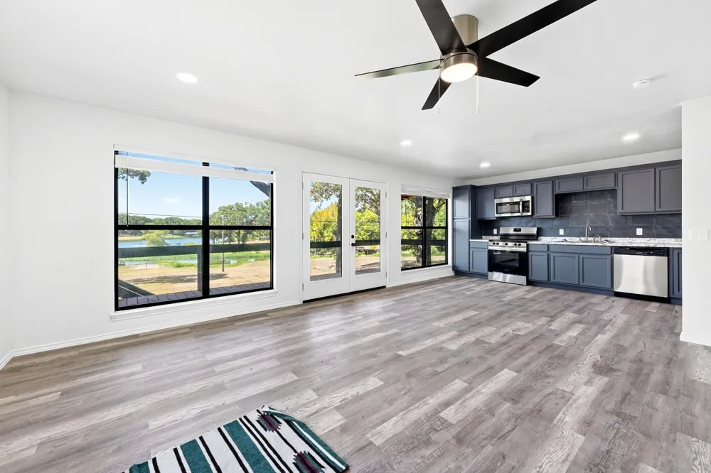 9466 Lakeland Loop Quinlan, TX 75474
