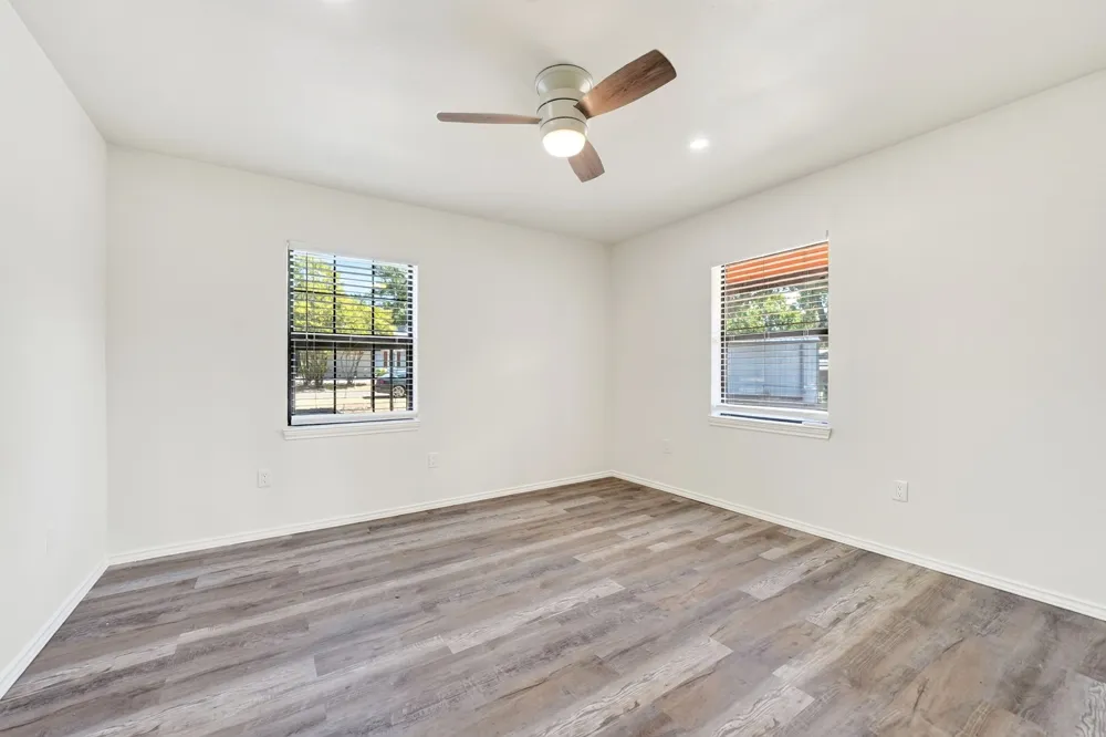 9466 Lakeland Loop Quinlan, TX 75474