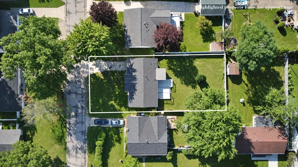 26 Eagle Street New Buffalo City, MI 49117