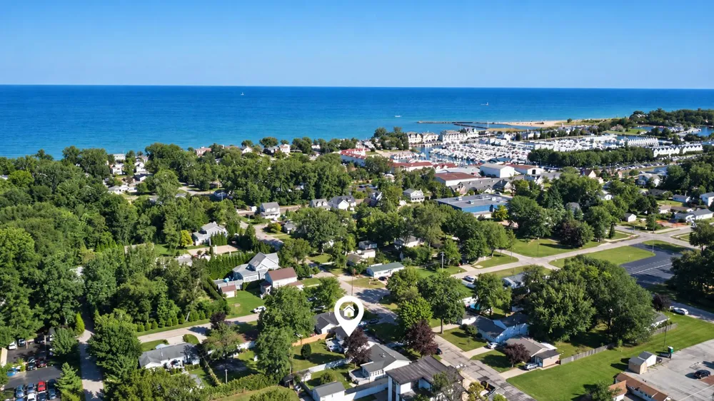 26 Eagle Street New Buffalo City, MI 49117