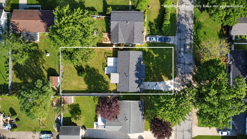 26 Eagle Street New Buffalo City, MI 49117