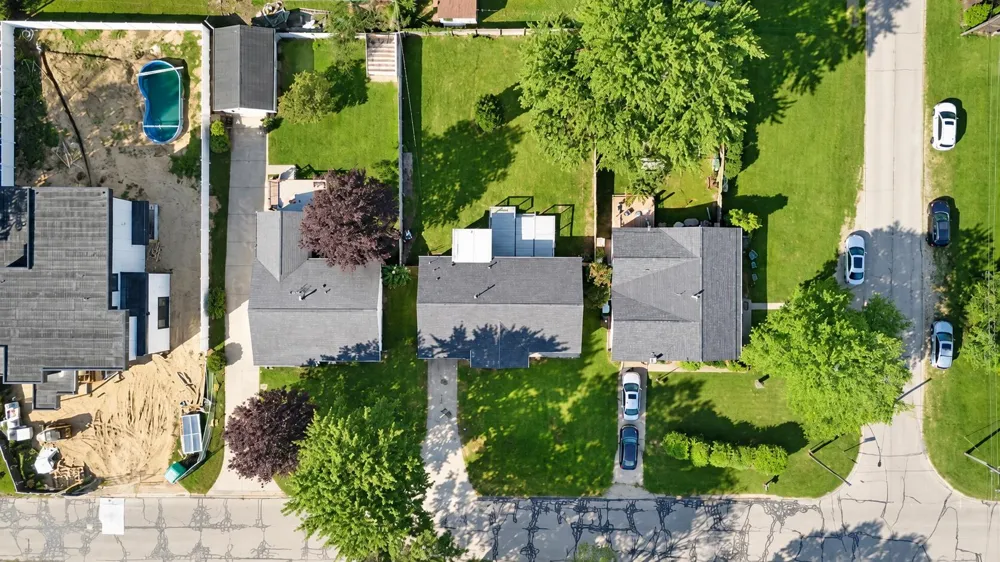 26 Eagle Street New Buffalo City, MI 49117