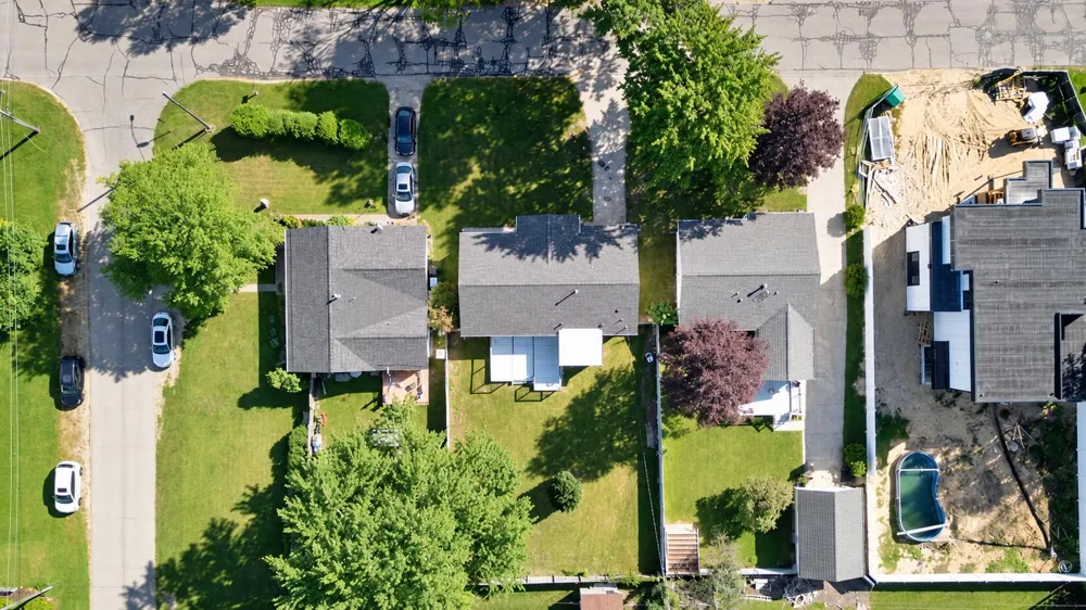 26 Eagle Street New Buffalo City, MI 49117