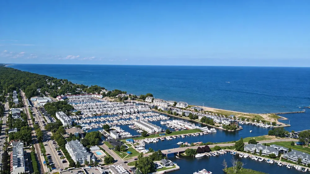 26 Eagle Street New Buffalo City, MI 49117