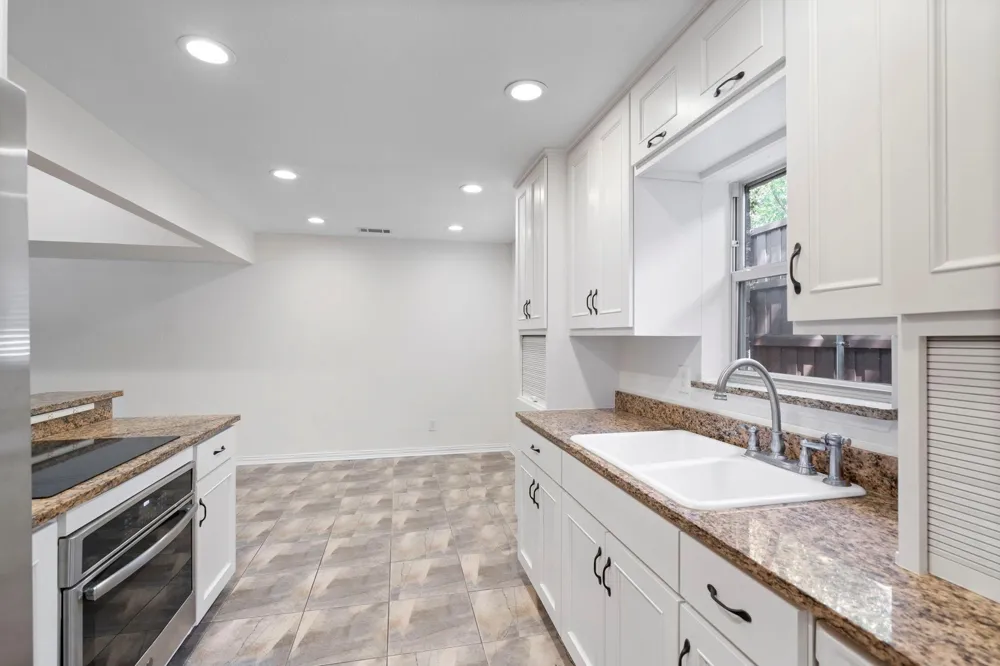 7162 Carrousel Circle Dallas, TX 75214