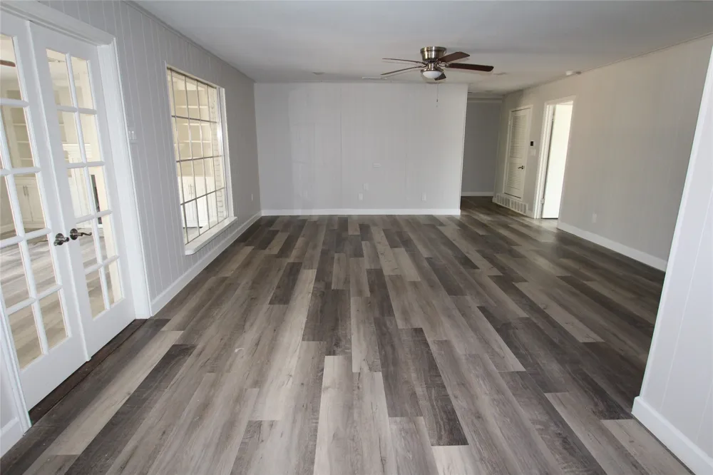 1103 Bryant Street Benbrook, TX 76126