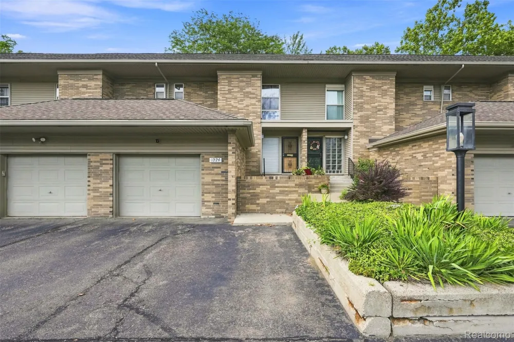 1224 Saint Aubin Detroit City, MI 48207
