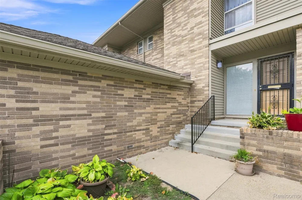 1224 Saint Aubin Detroit City, MI 48207