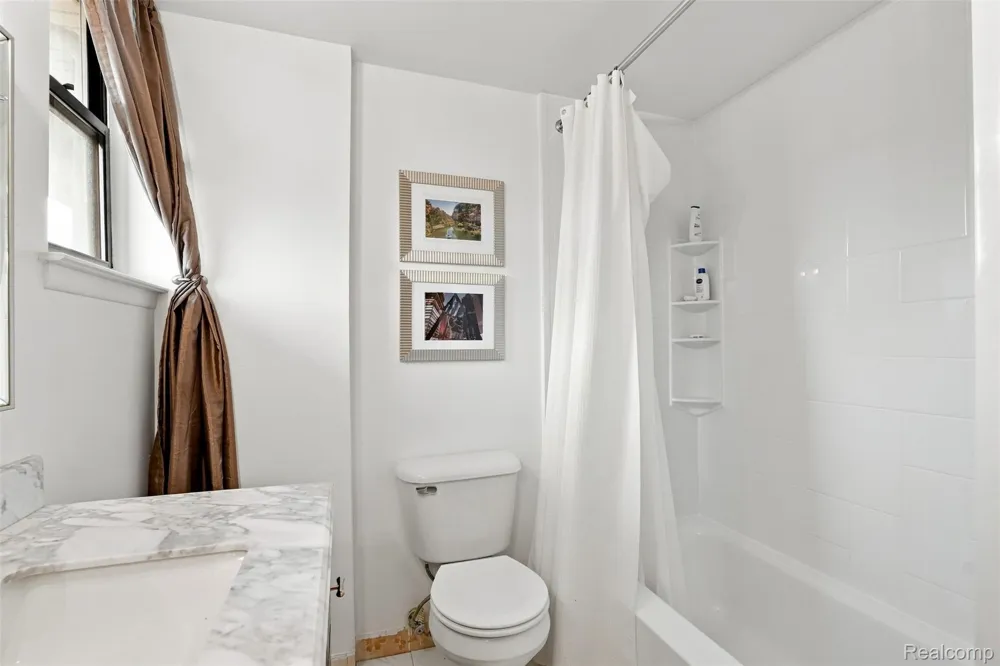 1224 Saint Aubin Detroit City, MI 48207